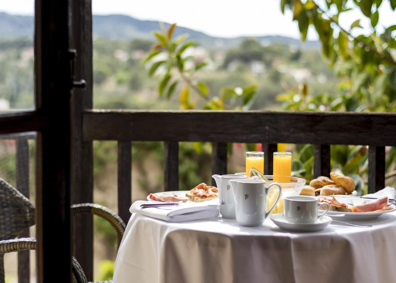 Parador De Tortosa Bagian luar foto