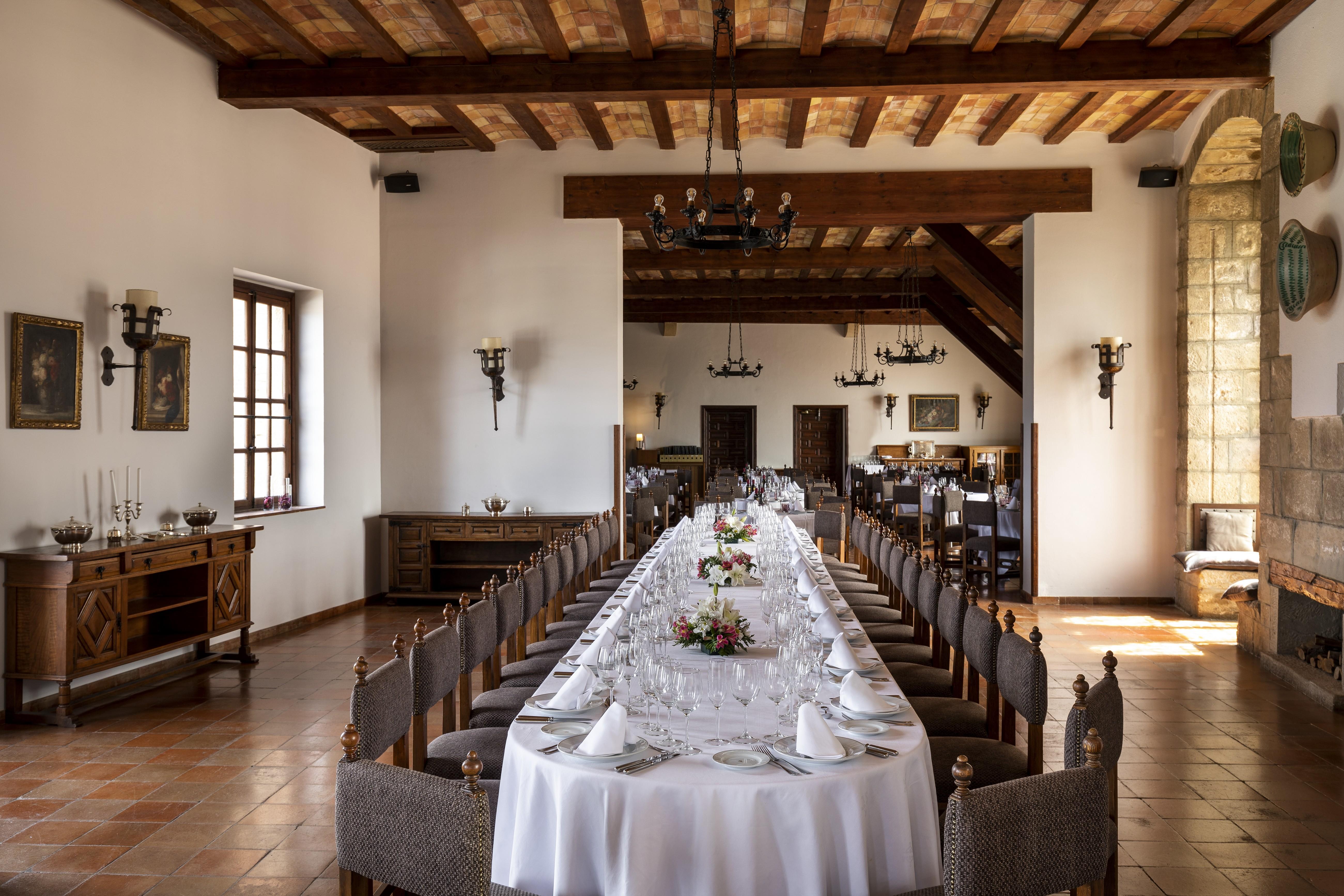 Parador De Tortosa Bagian luar foto