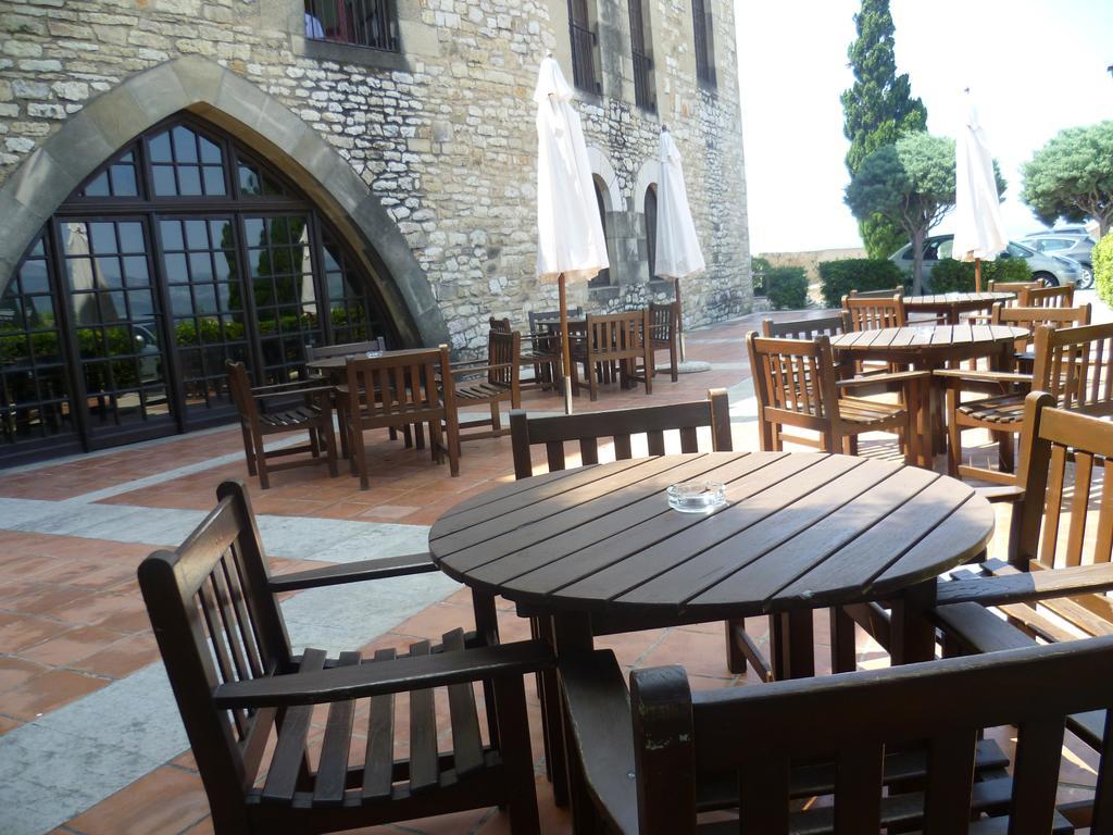Parador De Tortosa Bagian luar foto
